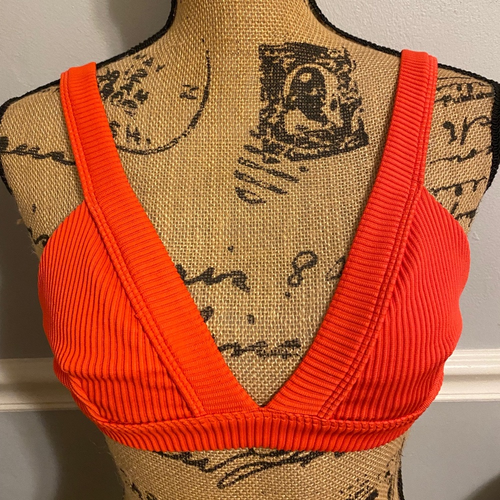 Hollister coral bikini top